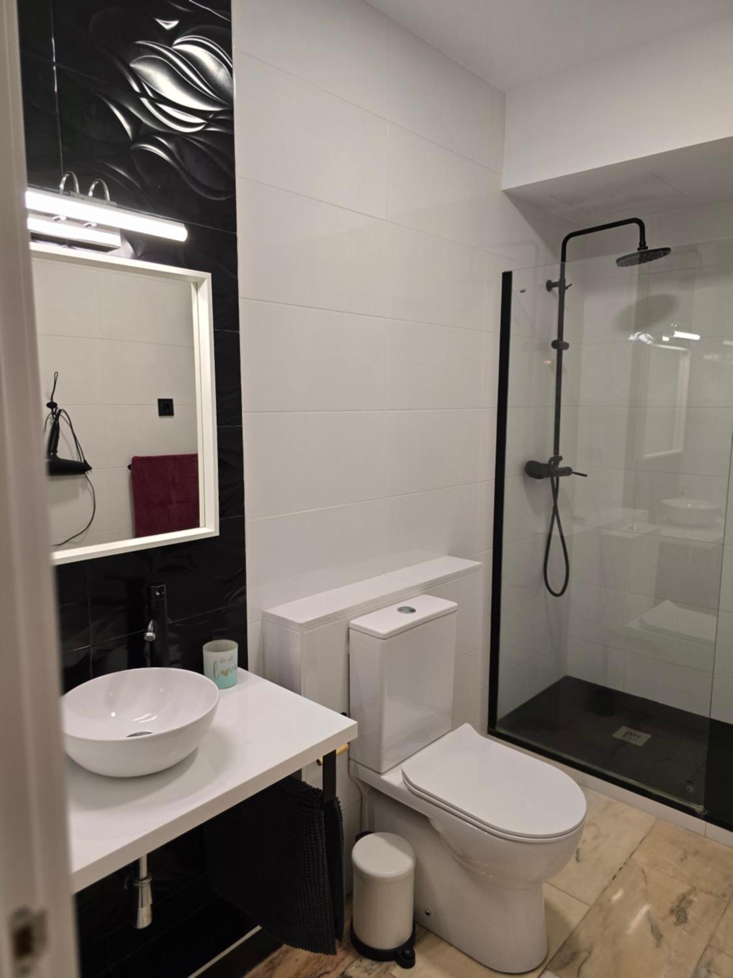 Lhome Sevilla Buitenkant foto